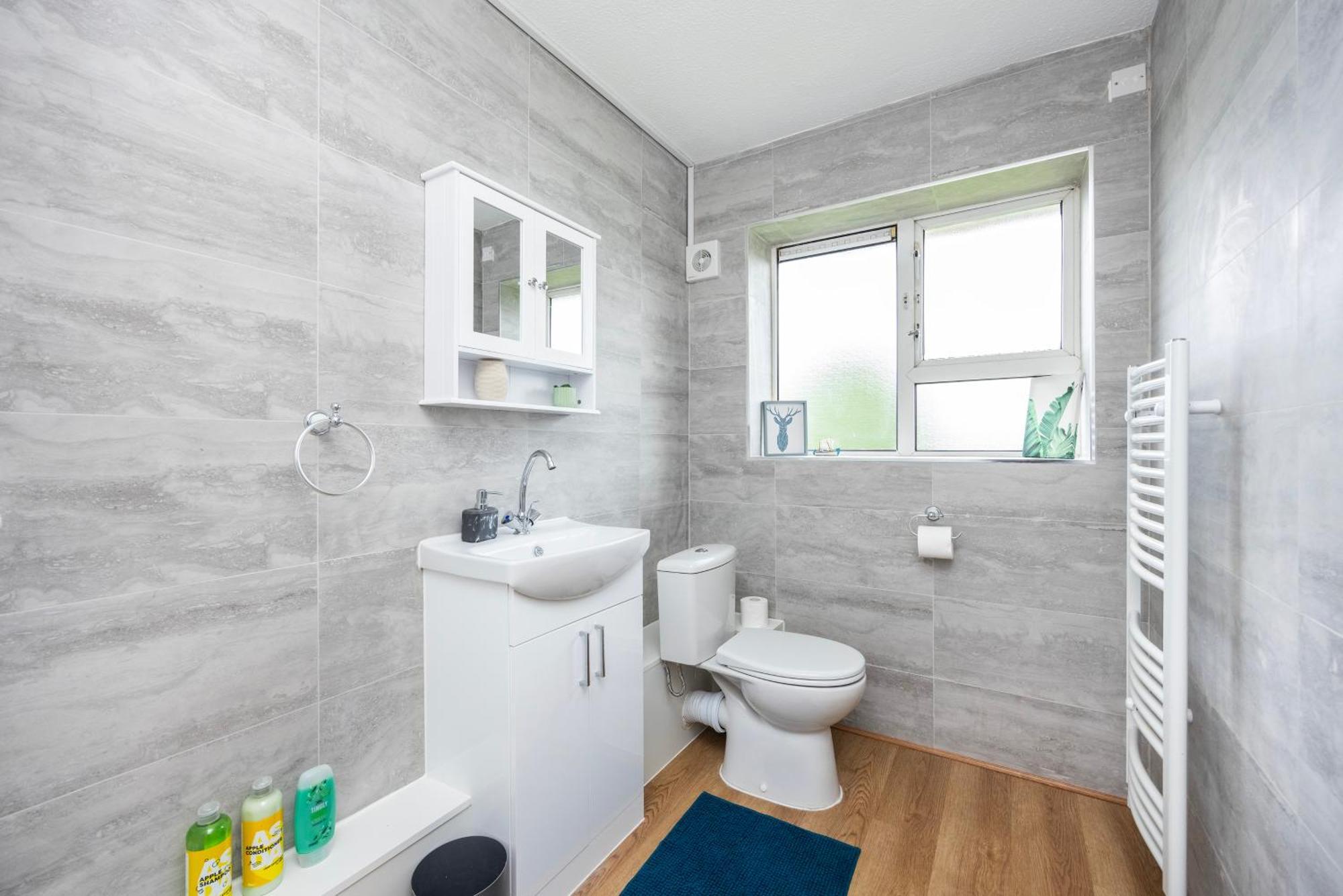 Excel O2 Stunning Large 3 Bedroom Apartment With Balcony Londen Buitenkant foto