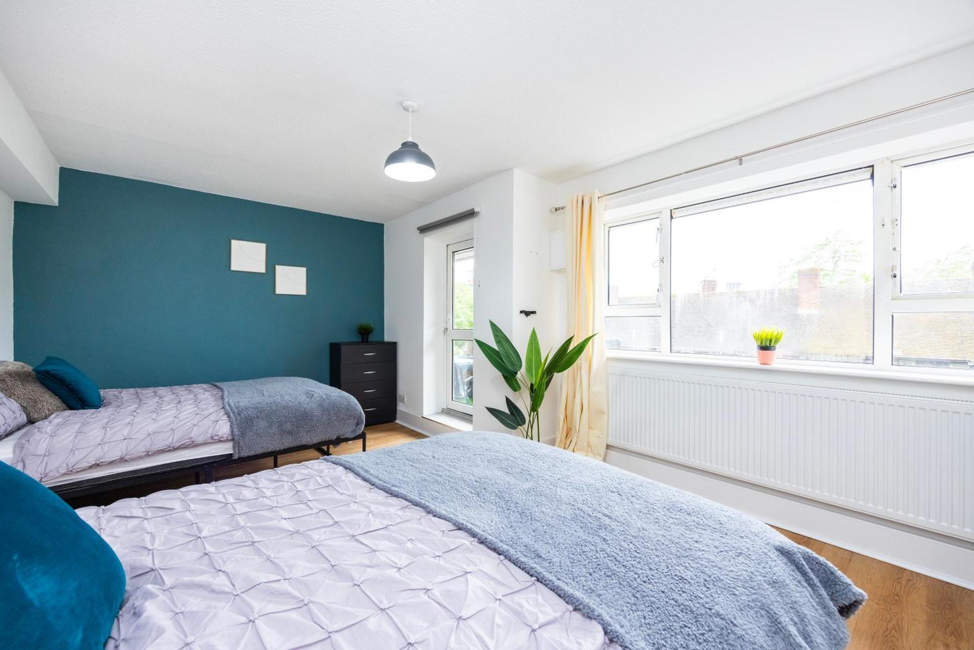 Excel O2 Stunning Large 3 Bedroom Apartment With Balcony Londen Buitenkant foto