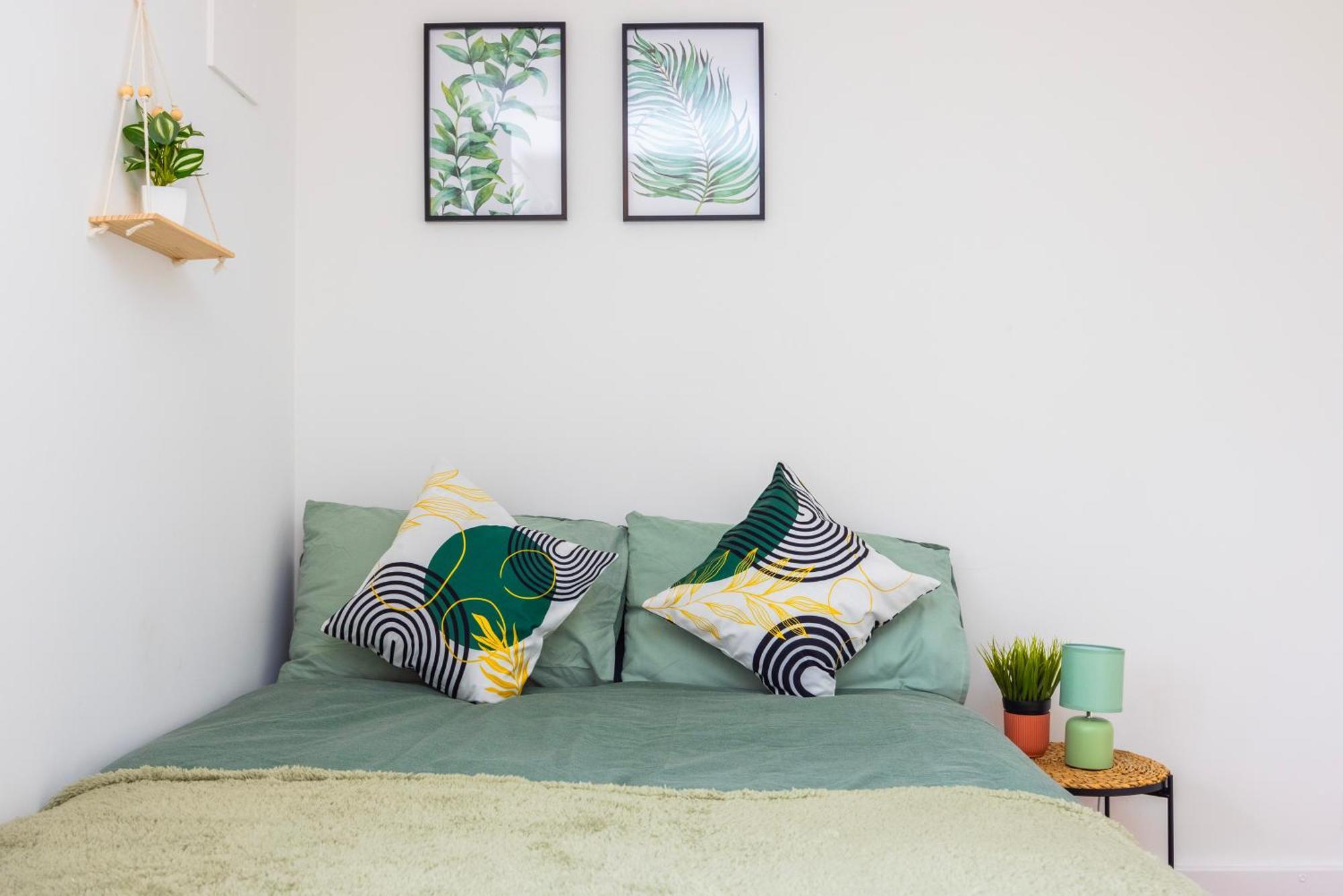 Excel O2 Stunning Large 3 Bedroom Apartment With Balcony Londen Buitenkant foto